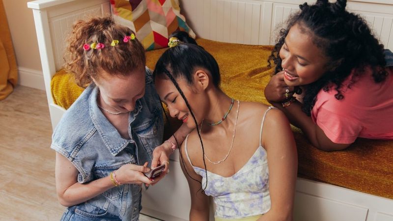 Alfa kuşağı bakım ve güzellik ürünlerine çok mu düşkün?