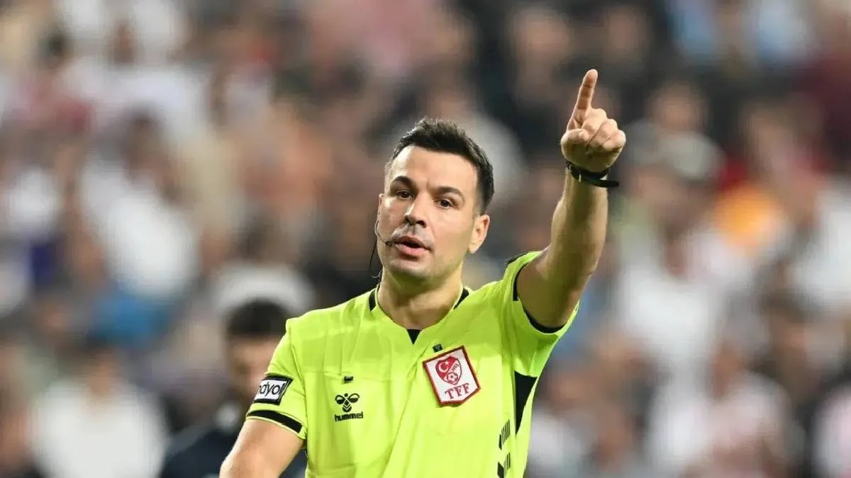 Şaşırtan karar! Fenerbahçe - Galatasaray derbisine genç hakem