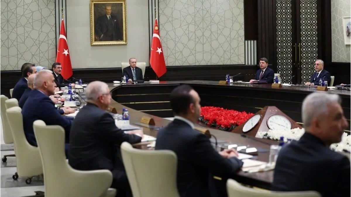 Kritik gündem İmamoğlu! Bakanlar toplantısı başlıyor