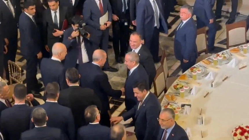 Kulisler harekete geçti! Cumhurbaşkanı Erdoğan ile Sırrı Süreyya Önder ne konuştu?