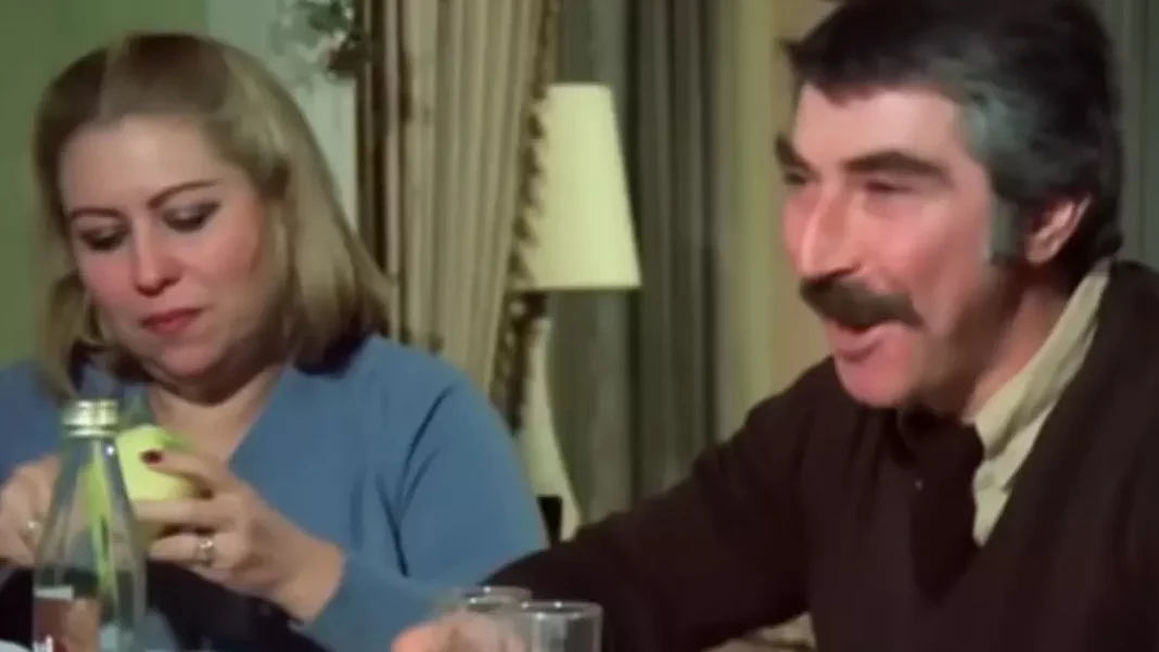 Bir dönemin ansiklopedisiydi! Yeşilçam ünlü oyuncuya böyle veda etti