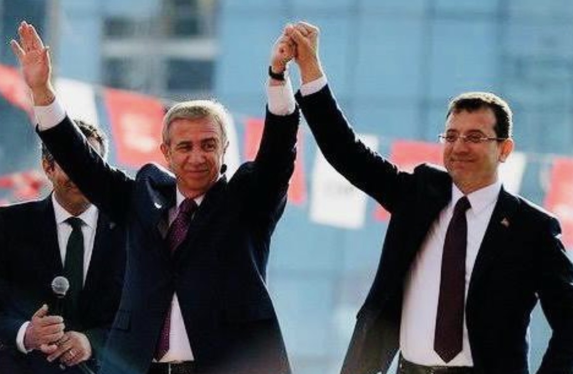 Mansur Yavaş&#039;tan ilk açıklama: Ekrem Başkan yalnız değildir