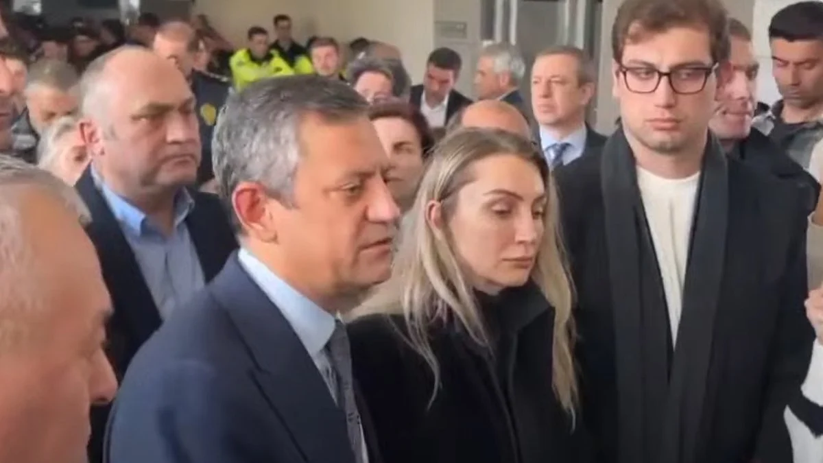 İstanbul&#039;a kayyum mu atanacak? Özgür Özel&#039;den flaş yanıt