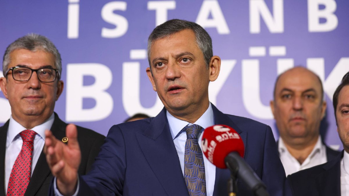 Mesaiye böyle başladı... CHP lideri Özel hakimleri tehdit etti