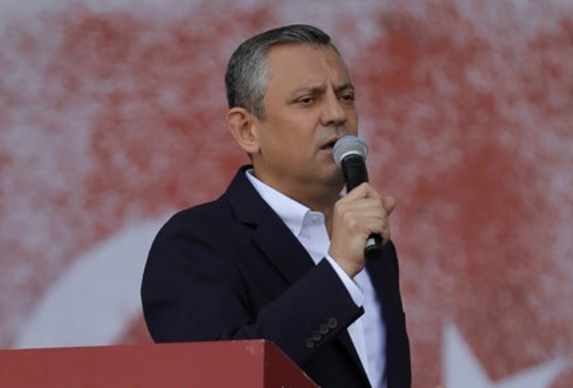 Özgür Özel&#039;den Mehmet Şimşek&#039;e şok sözler