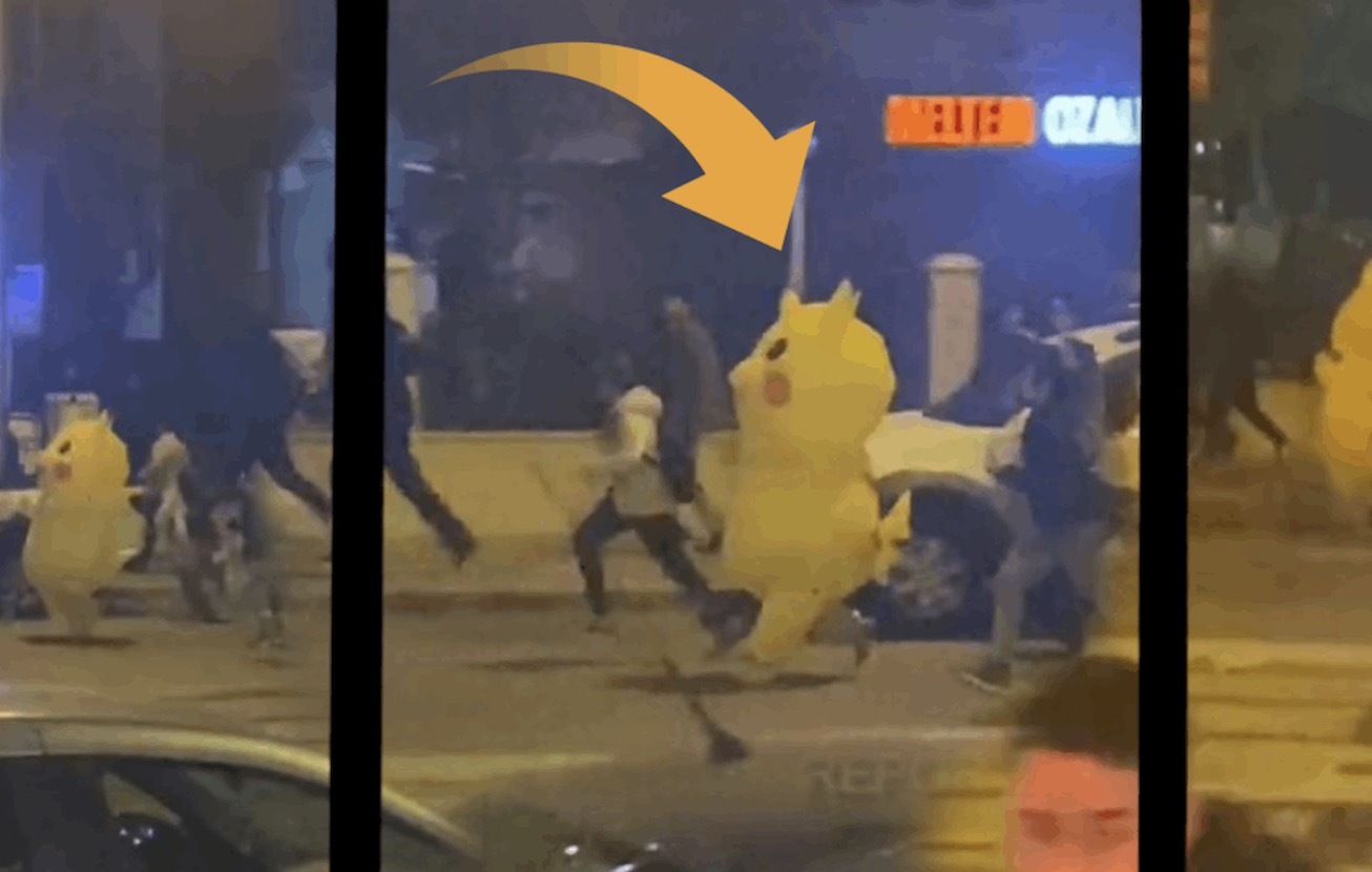 Pikachu eylemde! Polisten kaçarken milleti kırdı geçirdi