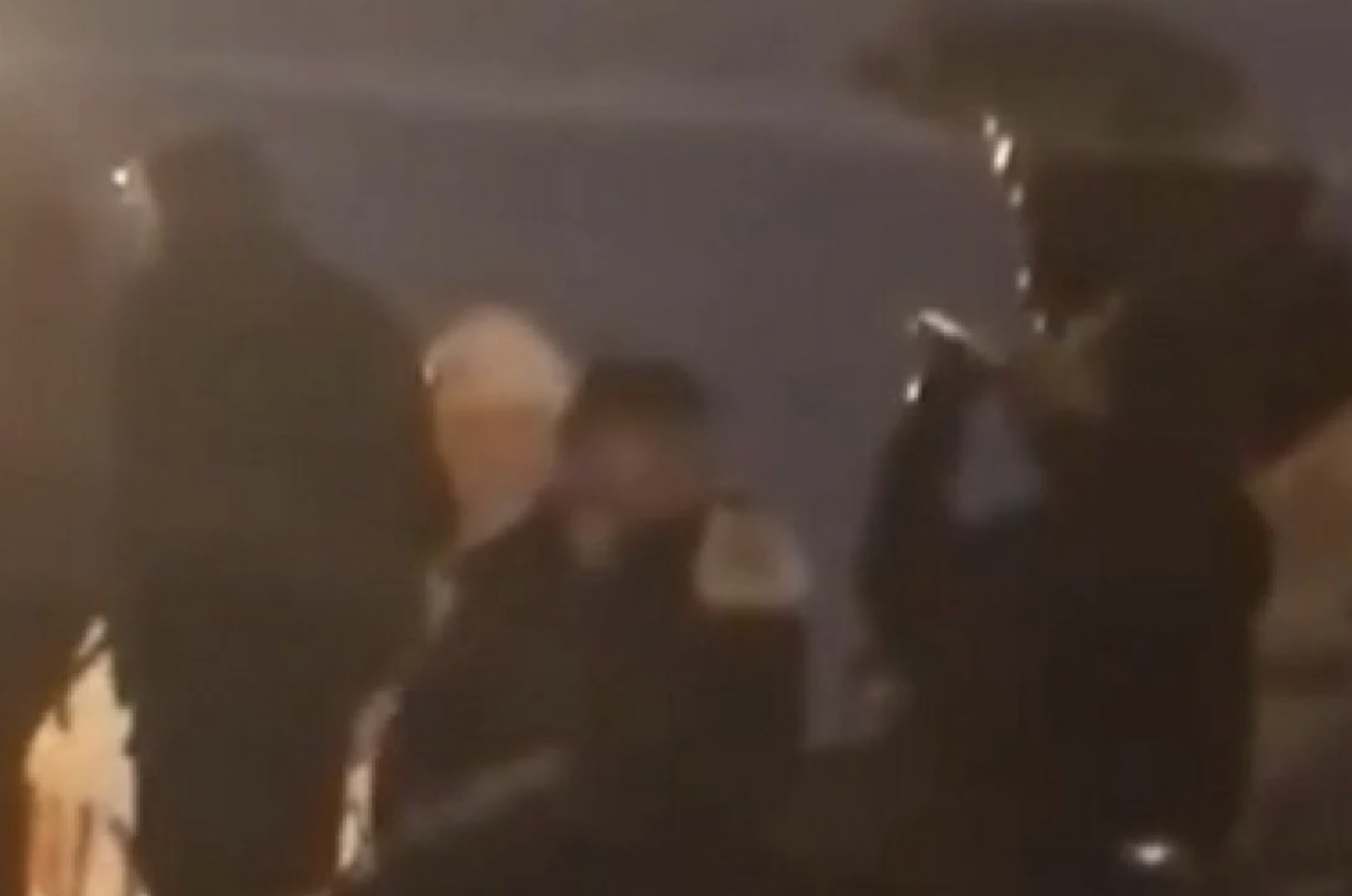 Saraçhane günlükleri! Cami duvarında içki skandalı