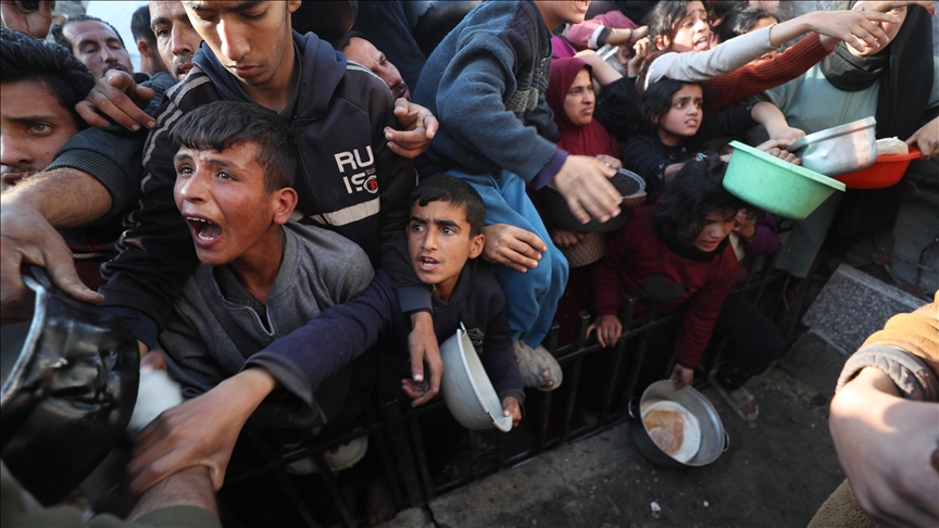 UNRWA: Gazze’ye 3 haftadan uzun süredir insani yardım ulaşmadı