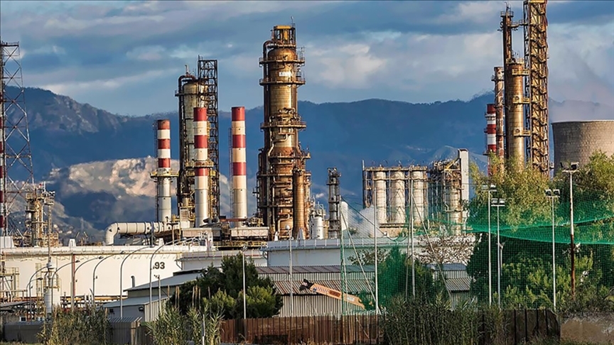 ABD, İran&#039;ın petrol ticaretine yaptırım uyguladı: Küresel enerji piyasaları nasıl etkilenecek?