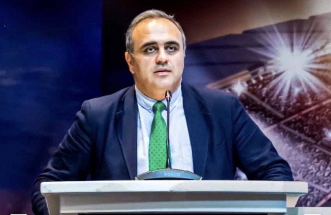 Ural Aküzüm müjdeyi verdi! Kadınlar futbolunun nabzı İstanbul&#039;da atacak