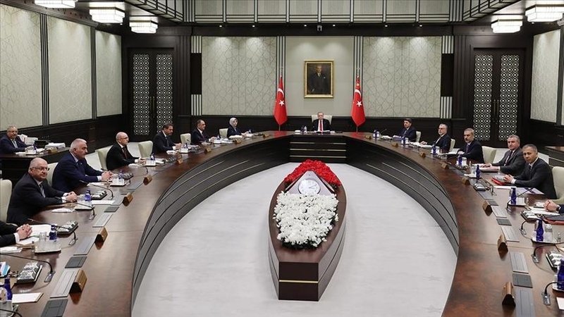 Kabine toplantısı Beştepe&#039;de: Gündemde ekonomi, öğretmen atamaları ve terörle mücadele var