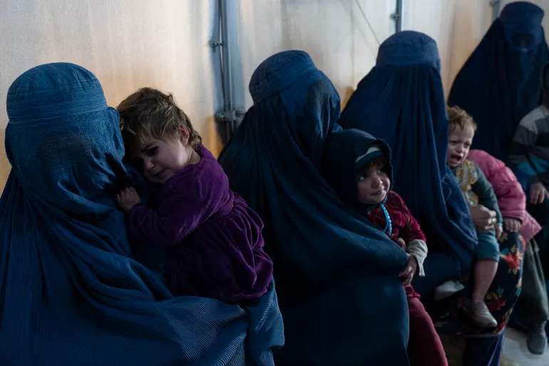Afgan aktivistler Taliban&#039;dan kaçtı, şimdi sınır dışı edilme tehlikesiyle karşı karşıyalar