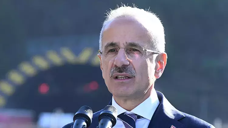 GSM şirketleriyle görüşen Uraloğlu&#039;ndan dikkat çeken sözler