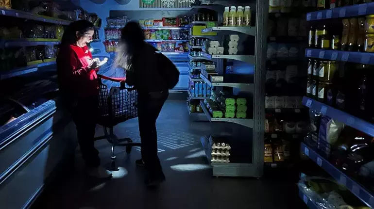 Avrupa'yı sarsan elektrik kesintisinin nedeni bulundu