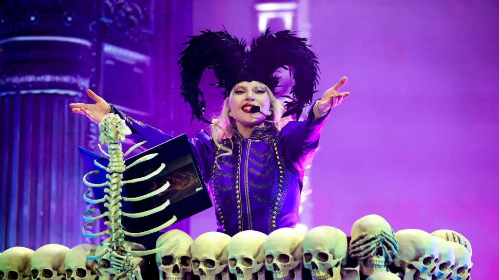 Lady Gaga'nın Coachella 2025 performansı büyüledi