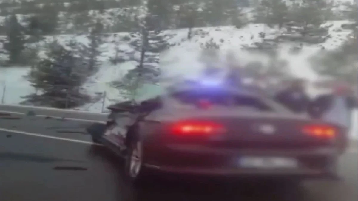 Cumhurbaşkanlığı koruma aracı kaza yaptı! 2 şehit var