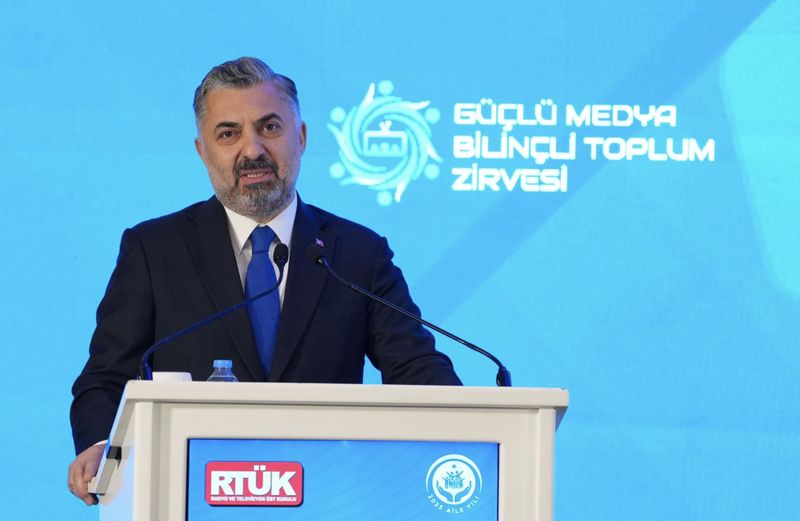 RTÜK Başkanı Şahin: Toplumun geleceği için dönüşüm şart