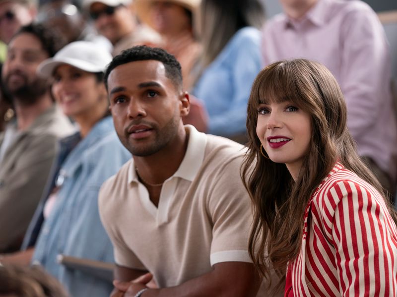 Emily in Paris dizisi yeni sezonuyla geliyor