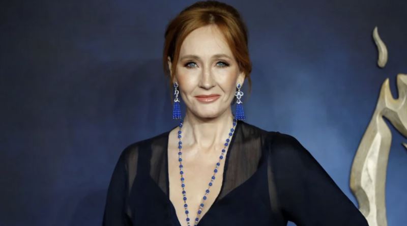 JK Rowling&#039;in reddedilmelerden milyar dolarlık bir imparatorluğa uzanan ilham verici hikayesi