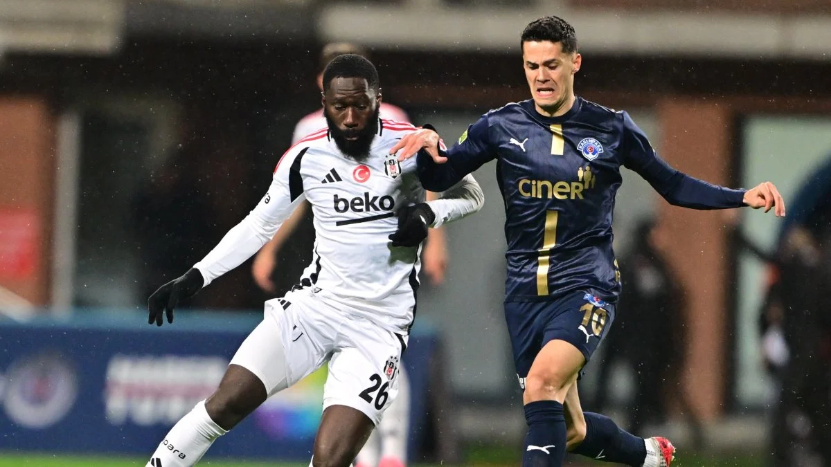 Kartal 10 kişiyle bir puanı son anda kurtardı