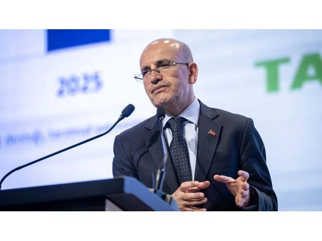 Mehmet Şimşek&#039;ten umut aşılayan sözler: Belirsizlikler azaldı