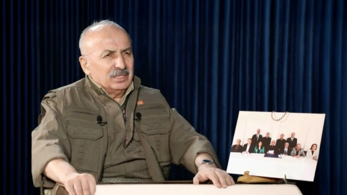 İyice coştu bunlar... PKK&#039;da &#039;fesih&#039; tiyatrosu! Öcalan yoksa kongre de yokmuş