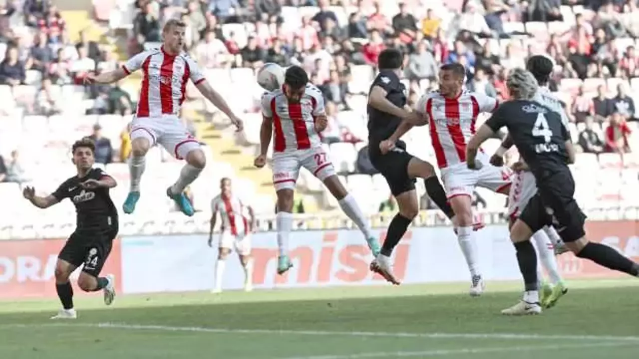 Rizespor - Sivasspor maç önü bilgileri... Saat, yayıncı kanal