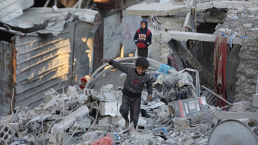 Dünya Siyaseti ve Savaş Gündemi 2025: Güney Kore Krizi, Gazze Saldırıları ve Bahmut Kuşatması