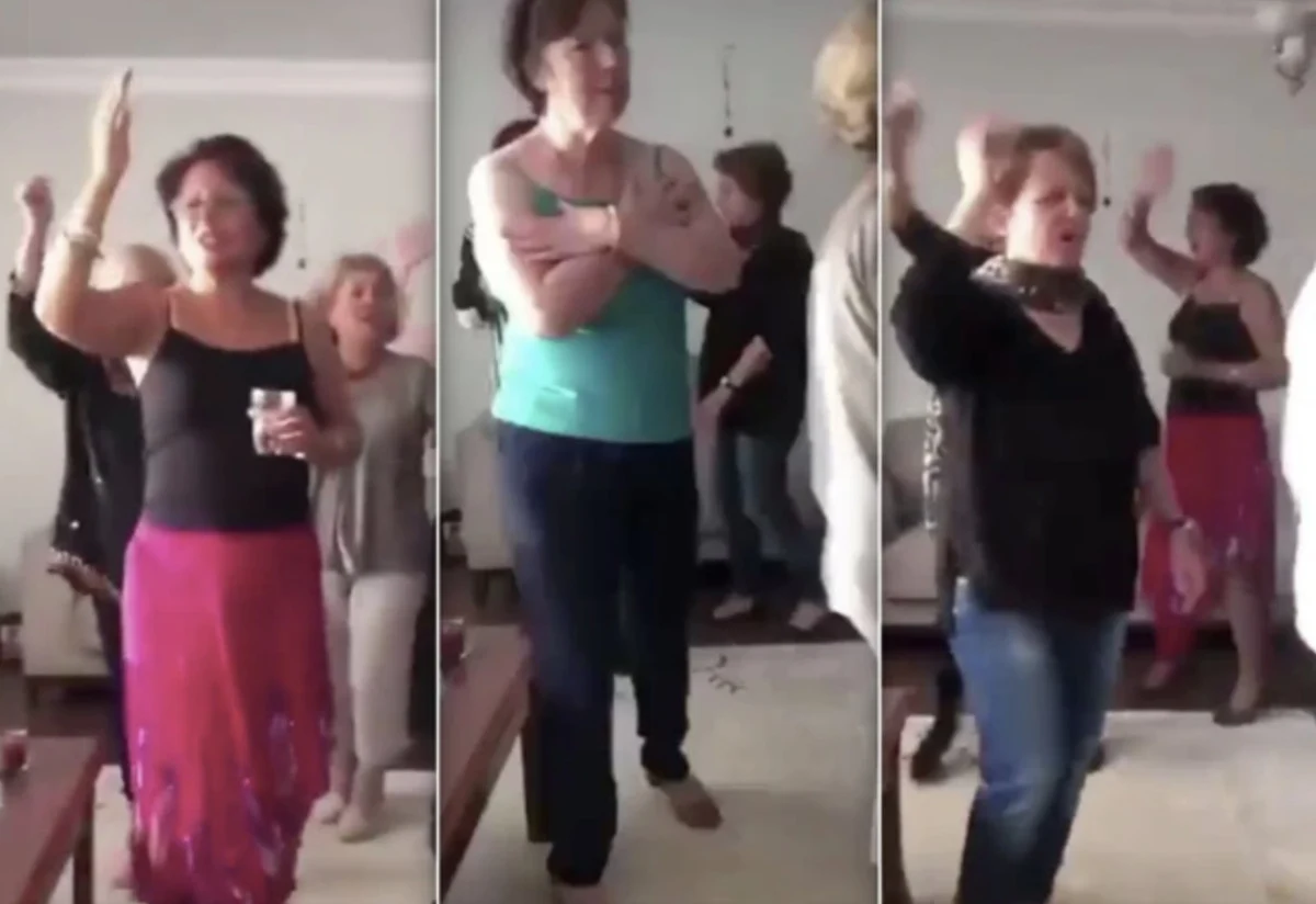 Zikir halkasıyla İzmir Marşı! Tam CHP&#039;li teyze işi