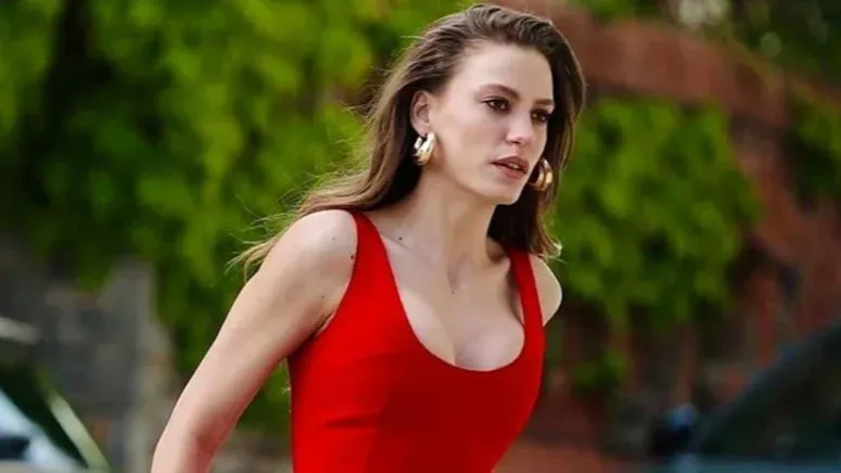 Serenay Sarıkaya&#039;nın dönüşü muhteşem oldu