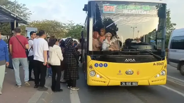 İBB ve Özel Halk Otobüsleri anlaştı: İstanbul’da ulaşım krizi çözüldü