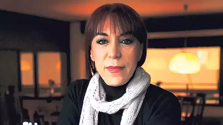 Leman Sam&#039;dan sevenlerini korkutan haber