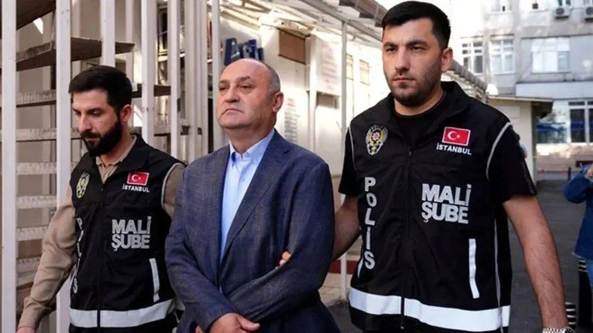 İBB&#039;ye 4. dalga operasyonu: 45 şüpheli adliyeye sevk edildi