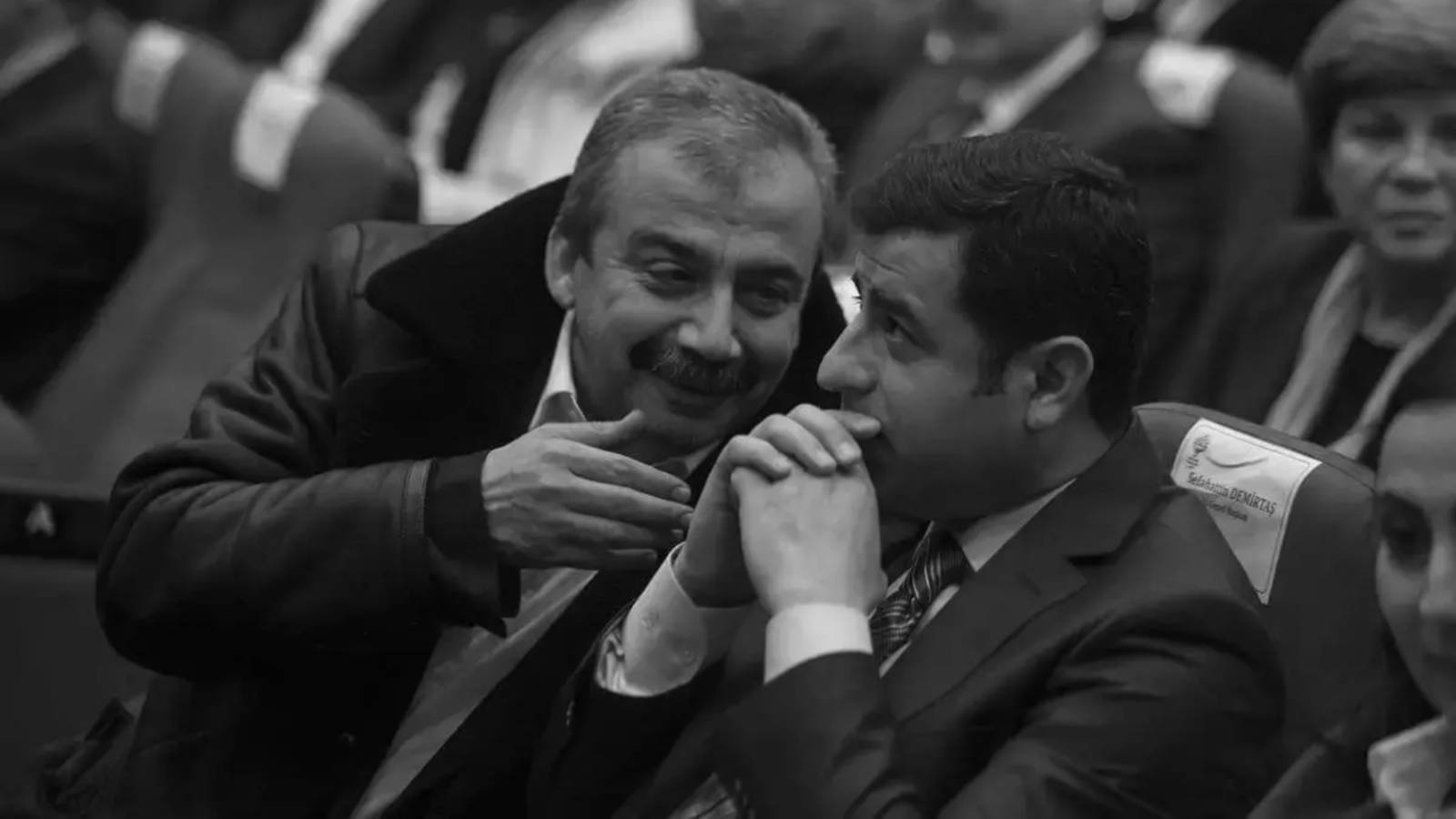 Selahattin Demirtaş’tan Sırrı Süreyya Önder’e duygusal veda: Ölüm sana yakışmadı