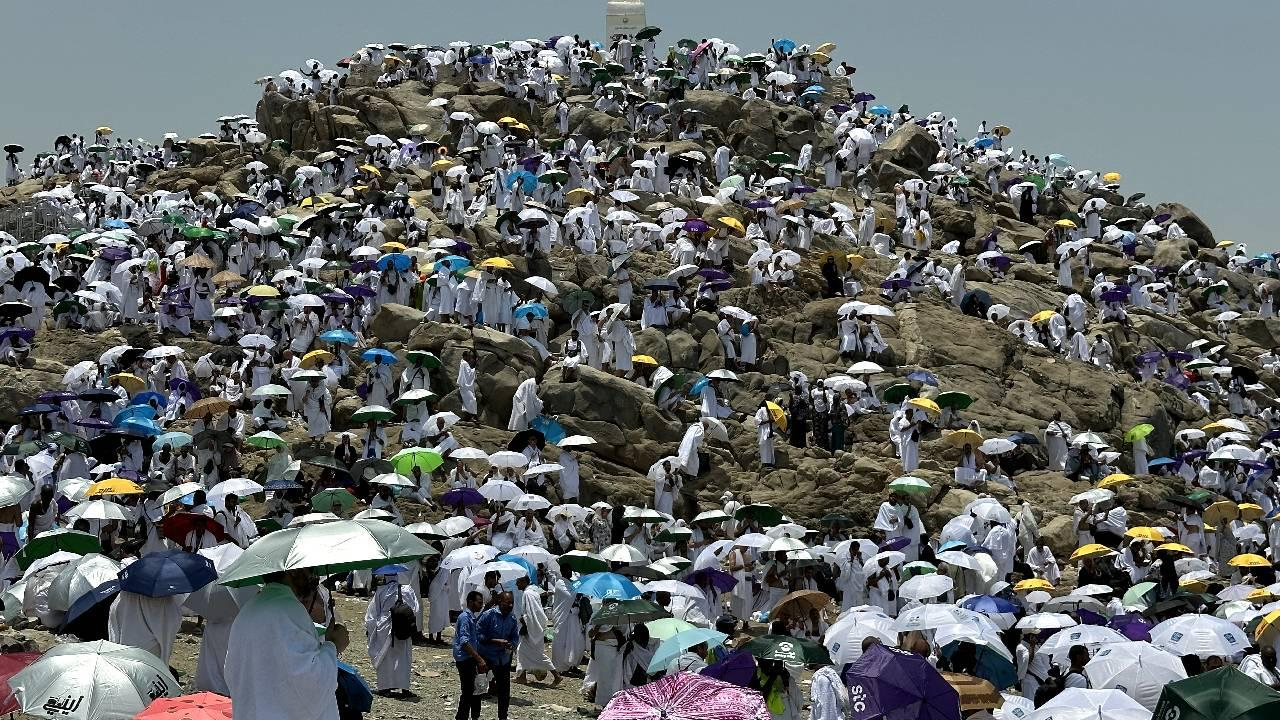 Hacı adaylarının Arafat yolculuğu başlıyor