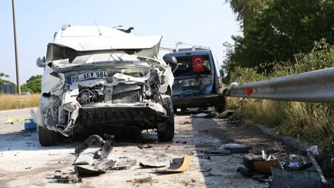 Hatay’da 4 araçlık korkunç kaza! Ölü ve yaralılar var