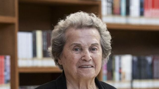 Muazzez Akkaya Giray’a son veda: Mona Roza’nın ilhamı uğurlandı