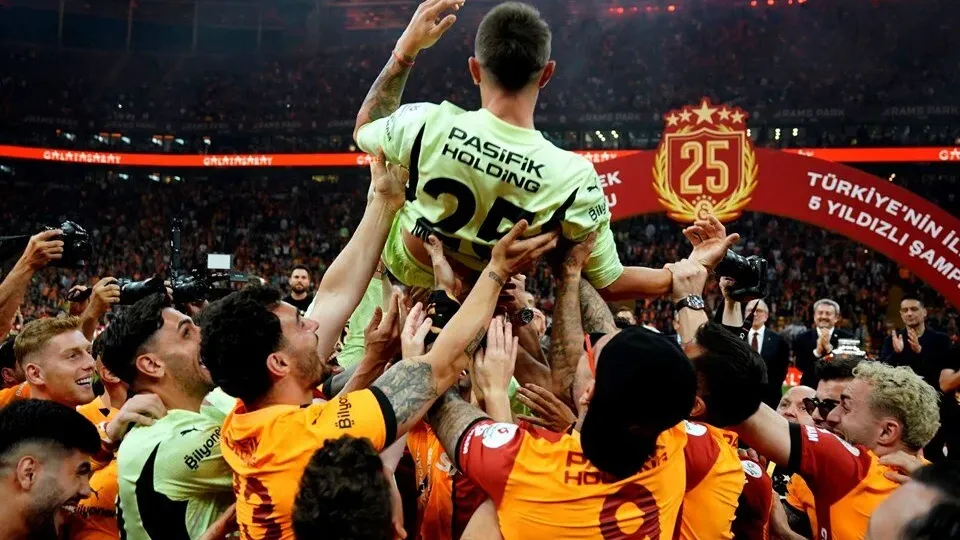 Bir efsanenin vedası: Fernando Muslera Türkiye’den ayrıldı