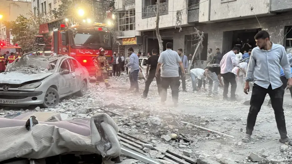 İsrail’in İran’a saldırısı: Nükleer tesisler ve üst düzey isimler hedef alındı