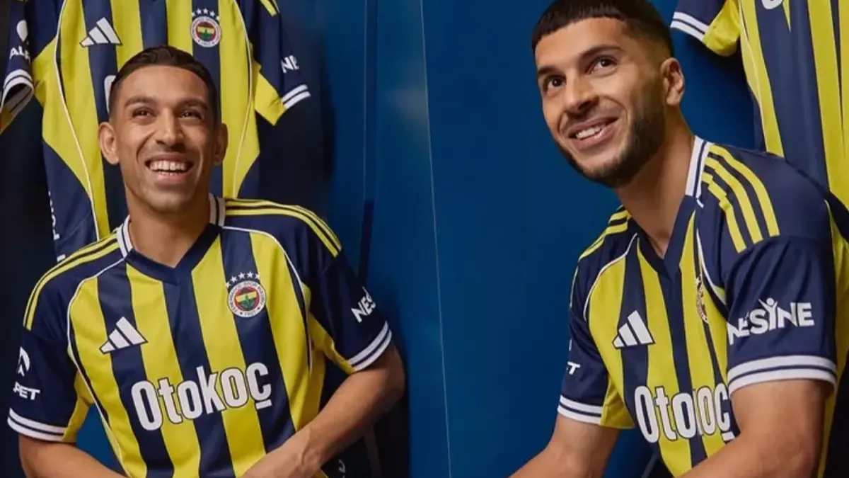 Fenerbahçe’den görkemli lansman! Yeni sezon formaları tanıtıldı…