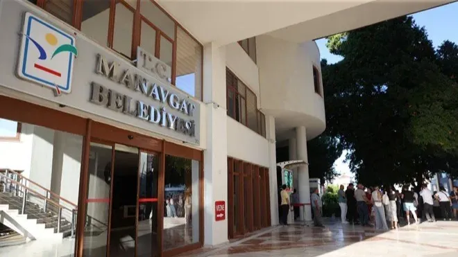 Manavgat Belediyesi’ndeki yolsuzluk soruşturmasında 6 kişi tutuklandı