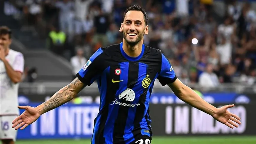 Galatasaray&#039;ın Hakan Çalhanoğlu aşkı depreşti
