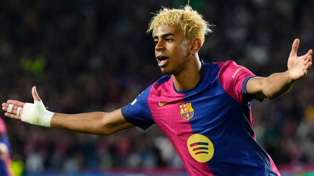 10 kat zam... Barça&#039;dan Lamine Yamal&#039;a rekor sözleşme