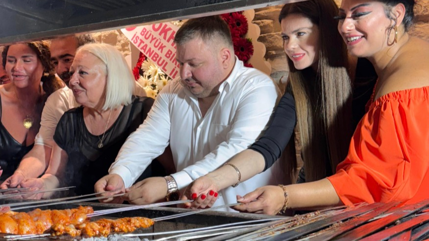 Taylan Mahmut Çorta’dan Ortaköy’e yeni bir lezzet durağı: Muallim Ocakbaşı açıldı