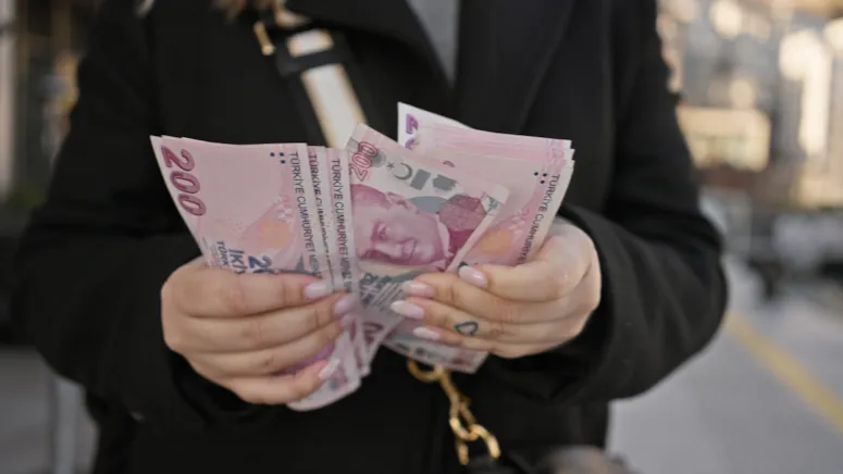 Bizim Kıbrıs&#039;ta asgari ücret net 44.546 TL oldu