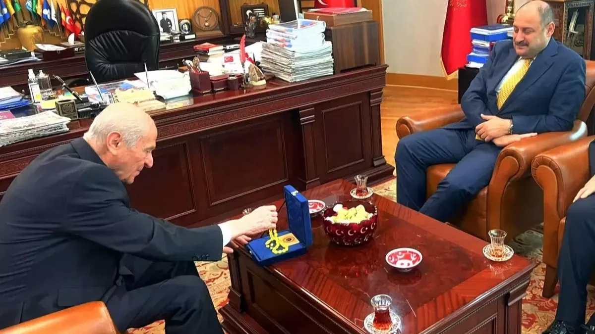 Mehmet Kasım Gülpınar’ın Bahçeli ziyareti... MHP’ye geçiş söylentileri alevlendi