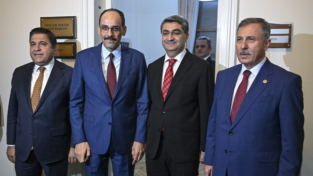 İbrahim Kalın&#039;dan Yeni Yol&#039;a sürpriz ziyaret