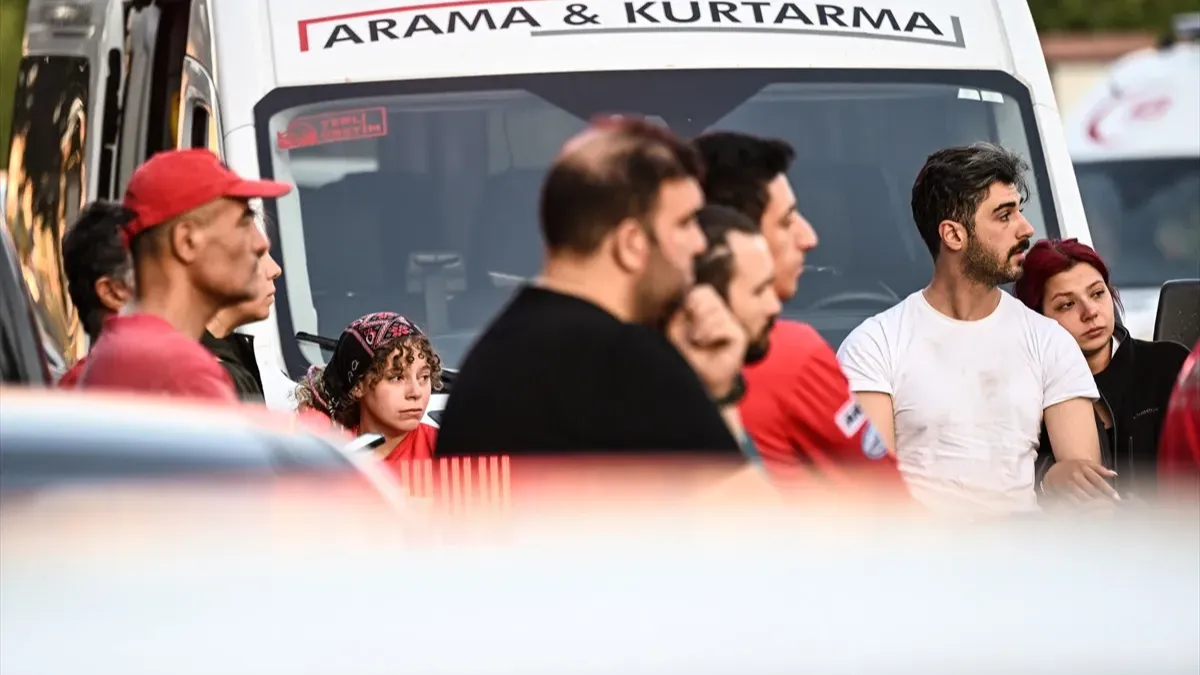 Eskişehir’deki yangın yürekleri dağladı... Orman şehitlerinin naaşları Ankara’ya getirildi