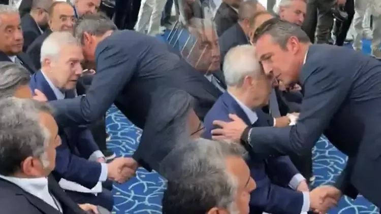 Ali Koç ve Aziz Yıldırım... Fenerbahçe Yüksek Divan Kurulu’nda tarihi buluşma