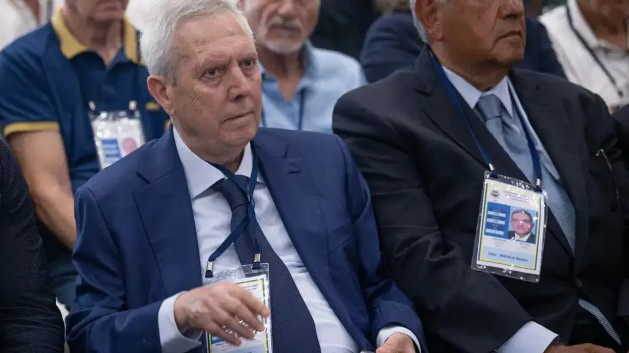 Fenerbahçe Divan Kurulu’nda Aziz Yıldırım’dan olay sözler